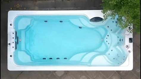 Outdoor 4 8m Swim Spas Gecko Balboa Control System Hot Tub Lucite Acrylic Outdoor Portable