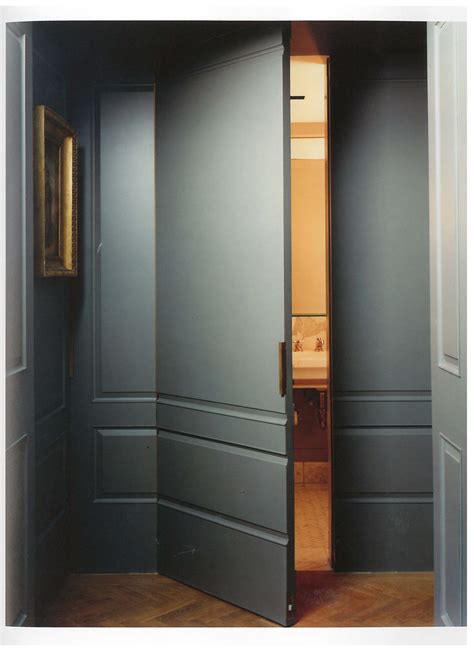 Hidden secrets in apartment 4f reveal a rich history of art 19