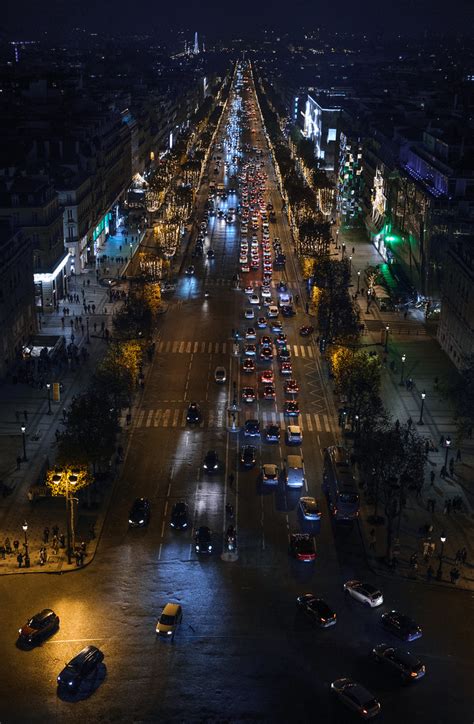 Champs Élysées on a Thursday evening Martin Sramek Flickr