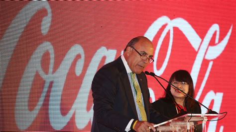 Coca-Cola CEO declines $2.5 million bonus