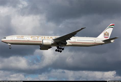 A Etp Etihad Airways Boeing Fx Er Photo By Sierra Aviation