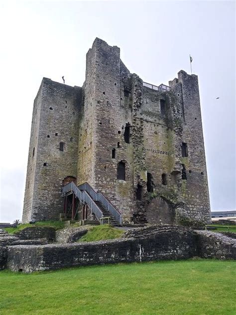 Visiting Trim Castle - History Travelista