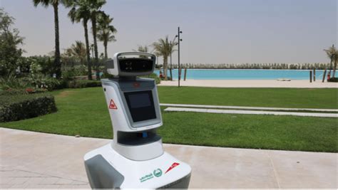 Dubai Trials New Robot To Monitor Bicycle And E Scooter Violations