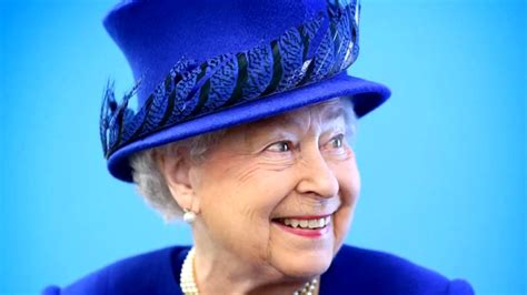 royal photographer   decades  capturing  queens life  pictures