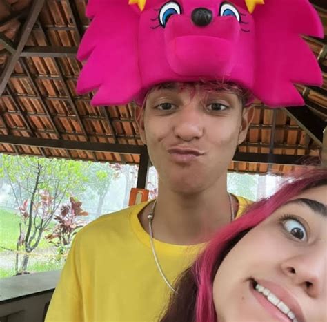 19 ideias de Leozinho dos rosas | fotos de rosto profissionais, fotos