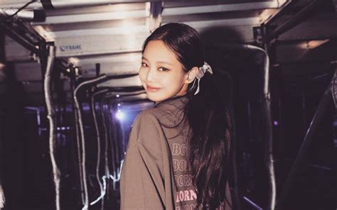 Jennie Blackpink Adu Imut Bareng Bocah Saat Jalan Jalan Di Dallas