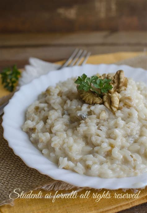 RISOTTO GORGONZOLA E NOCI Cremoso In 20 MINUTI Primo Piatto