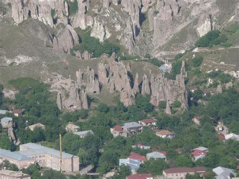 EXPLORE THE WORLD: Beautiful Goris; Image Gallery
