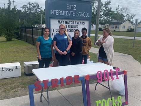 New River YMCA - GOTR Coaches setting up before the run at BITZ