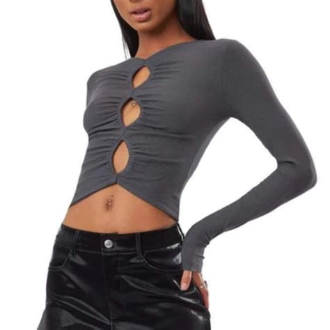 The Kript Tops Nwt The Kript Sinora Cut Out Crop Top Brown Poshmark