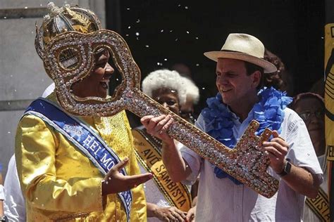 Carnival Opens In Brazil Defying Growing Fears Over Zika Virus The Straits Times