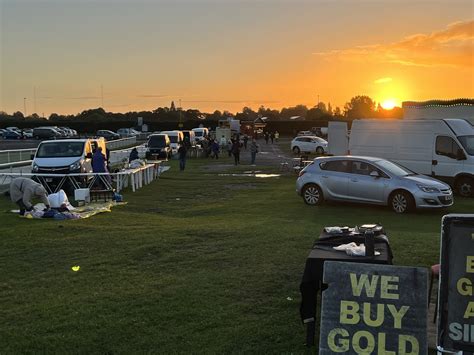 Sell gold at York Racecourse Car Boot Sale every Saturday morning 0615
