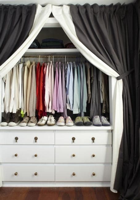 How To Organize Closet And Small Spaces For Storage In Your Small Bedroom