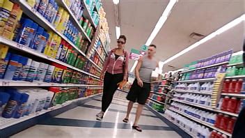 Sexy Novia O Esposa Latina En Pants Negros Caminando Con El Novio Sexy Latin Wife Or Girfriend