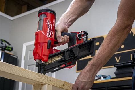 Milwaukee M18 Fuel Cordless 15-Gauge Finish Nailer Review, 60% OFF