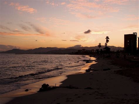 Sunrise At Lido Beach Puerto La Cruz Venezuela Flickr