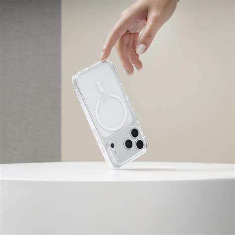 SwitchEasy 魚骨牌 iPhone 17 Nude M 軍規防摔透明殼C型磁圈Pro Pro Max PChome 24h購物