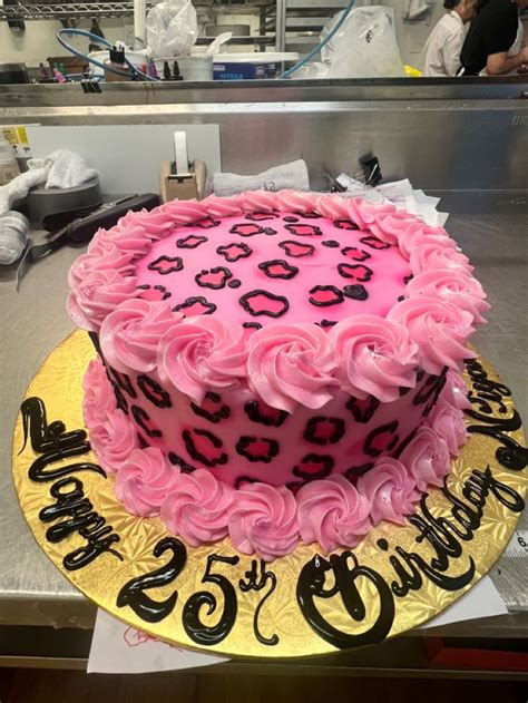 Pink Cheetah Print Buttercream Cake Cheetah Birthday Cakes Pretty