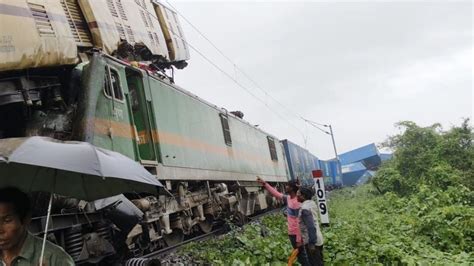 Bengal Train Accident Absence Of Kavach On Tracks Led To Darjeeling