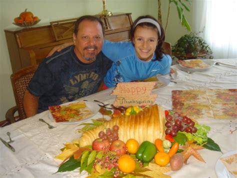 Bread Cornucopia Thanksgiving Centerpiece : 5 Steps (with Pictures ...