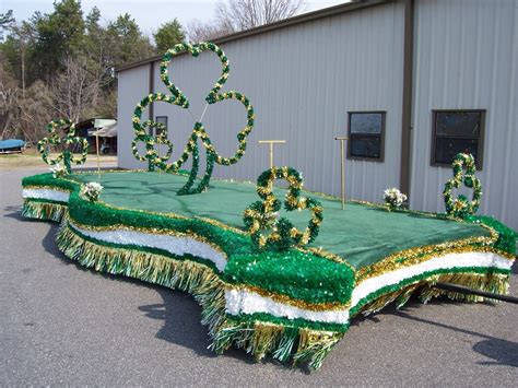 Float23 St Patricks Clines Floats