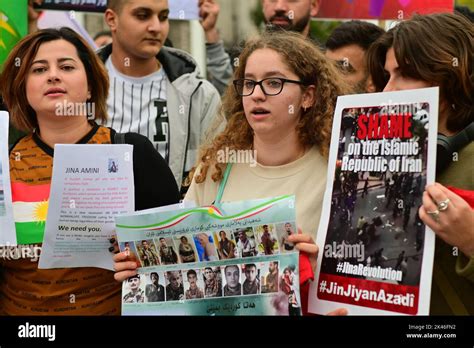 Manifestación de la comunidad kurda tras la muerte de Mahsa Amini es