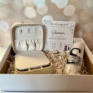 Personalized Bridesmaid Proposal Box - Etsy