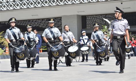 Conmemoran Diputados El D A Internacional De Las Bandas De Guerra