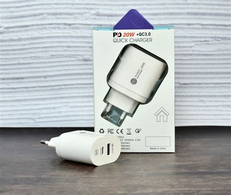 Зарядное устройство KeKe-PD002 PowerCharge 20W (PD20) USB Type-C White ...