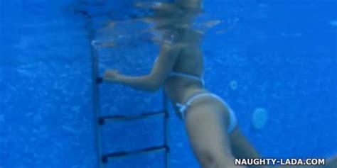 Naughty Russian MILF Exhibitionist Tnaflix