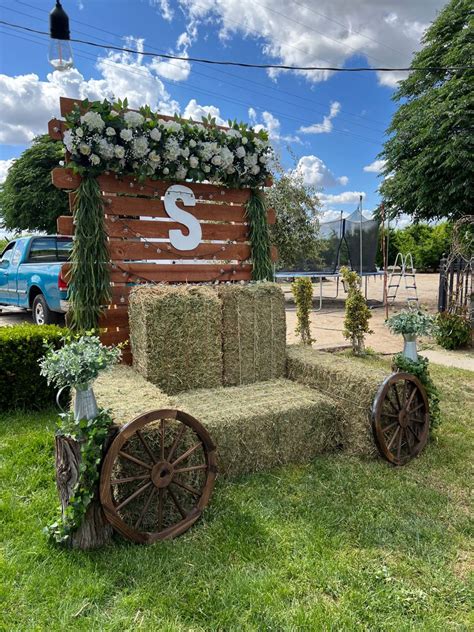 Cesion De Fotos Rustica Con Pacas De Alfalfa Country Party Decorations