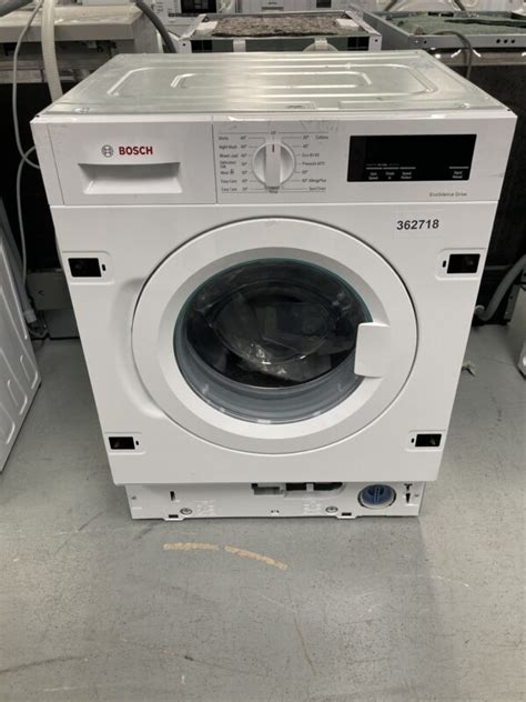 Bosch Series 6 WIW28302GB Integrated 8kg Washing Machine With 1400 Rpm