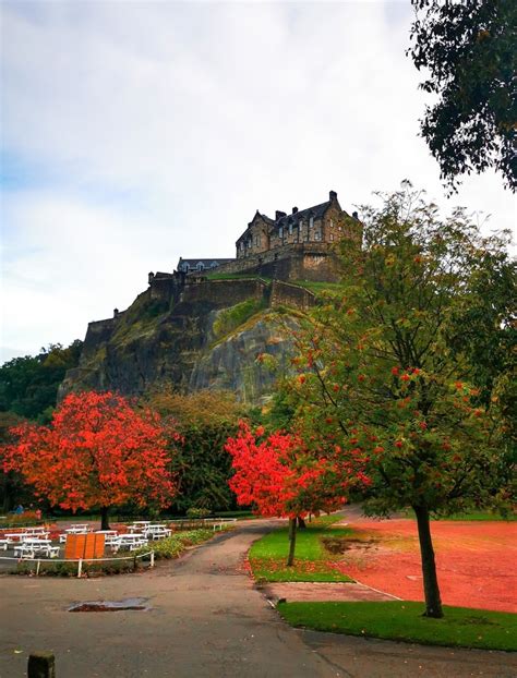 13 Best Things to Do in Edinburgh in Autumn (+tips!)