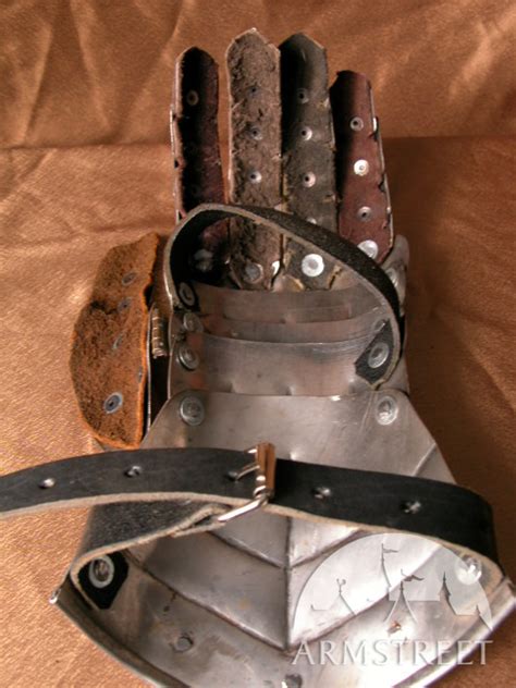 Gants de armure les gantelets médiévaux articulés Disponible en