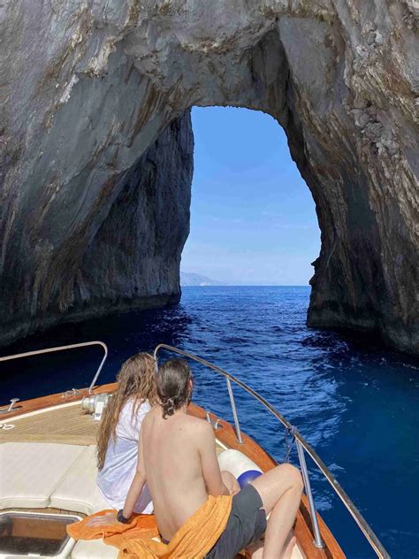 Capri & Blue grotto boat Tour from Sorrento – Lubrense Boats