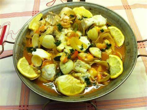 Cataplana de pescada camarão e ameijoa Receita Petitchef