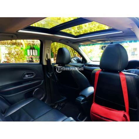 Mobil Honda Hrv Prestige Sunroof Panoramic At Bekas Pajak