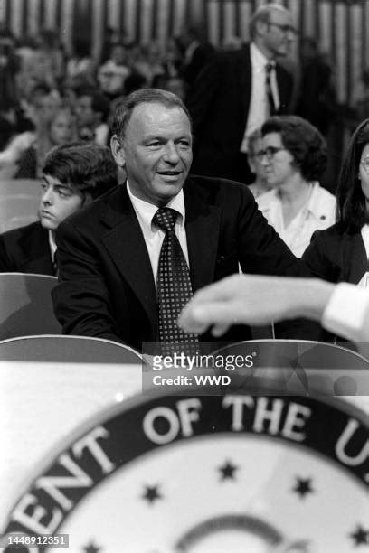 Frank Sinatra 1972 Photos And Premium High Res Pictures Getty Images