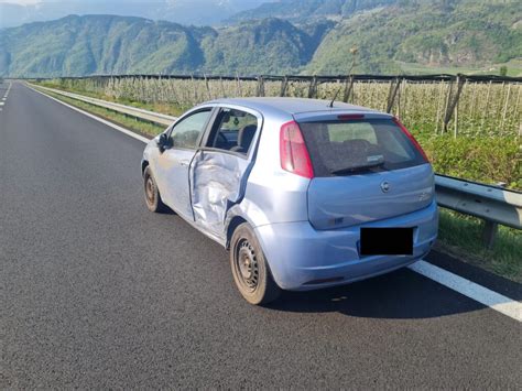 Verkehrsunfall Zwischen Zwei Pkw Auf Der Mebo Freiwillige Feuerwehr Lana