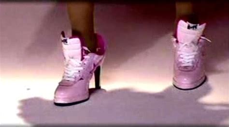 Anoonyym Beyonce Wearing Some Custom Bape Heels For Check On It Music