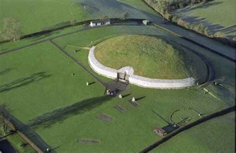 Brú Na Bóinne Archaeological Ensemble Of The Bend Of The Boyne