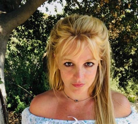 Britney Spears Estaria Fragilizada Mentalmente E Quase Falida Diz Site