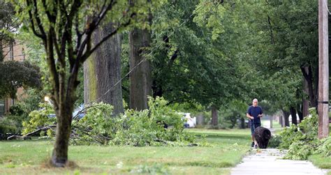 Storm cleanup begins after damaging winds hit Northeast Ohio, August 6