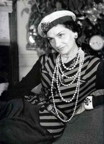 Fashion World By Moi: Coco Chanel Biography ( 1 )