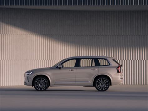 Volvo XC90 Plug-In Features Highlights | Volvo Cars UK