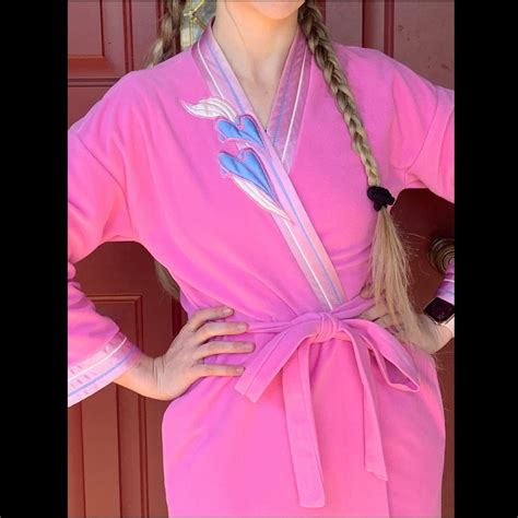 1970s Vanity Fair Pink Robe Belted Housecoat Gem