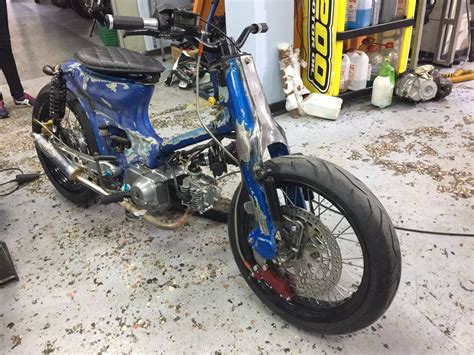 Customer's Motorcycle: Stratos 1's HONDA SUPER CUB 50 (C50) Custom - Webike