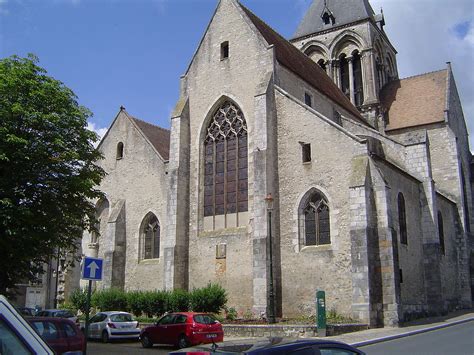 Église Saint Basile d Étampes Photo by AntonyB on Wikiped Flickr