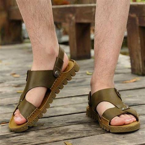 What To Wear With Men S Sandals Style Guide 2022 Tashiara