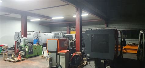 Used Sandretto Serie 9 Injection Molding Machine 220 T 860 2200 Used